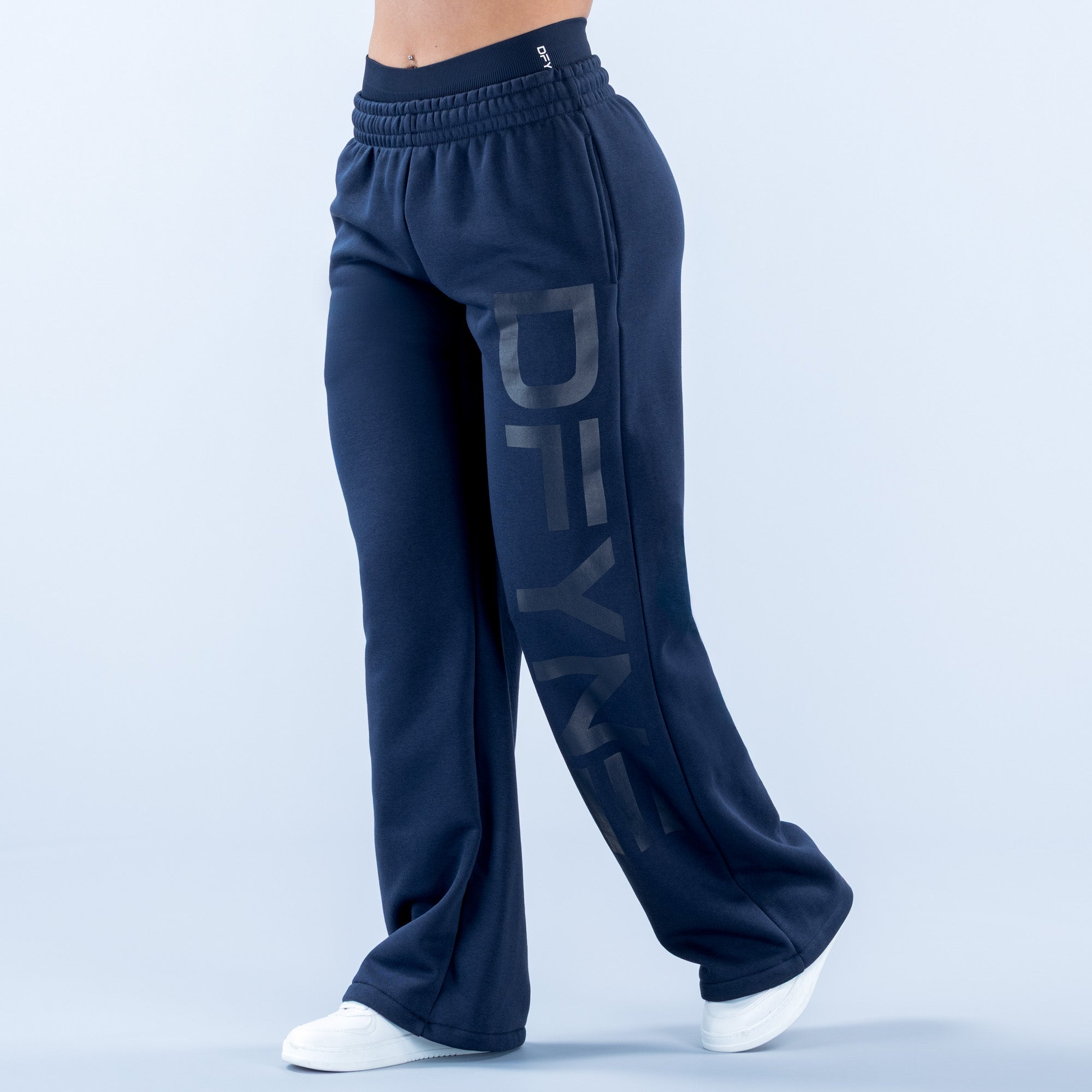 Signature Wide Leg Jogger
